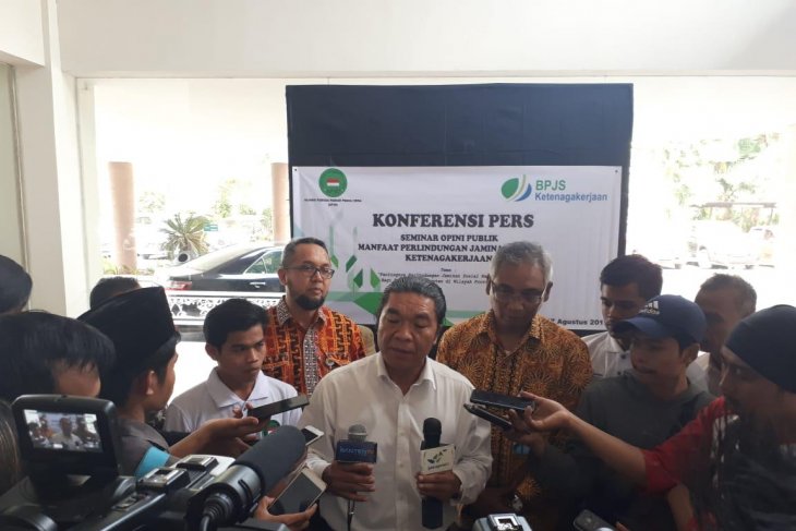 Pemprov Banten perhatikan pekerja rentan jaminan sosial ketenagakerjaan