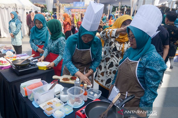 Festival Aneka Makanan Berbahan Baku Ikan