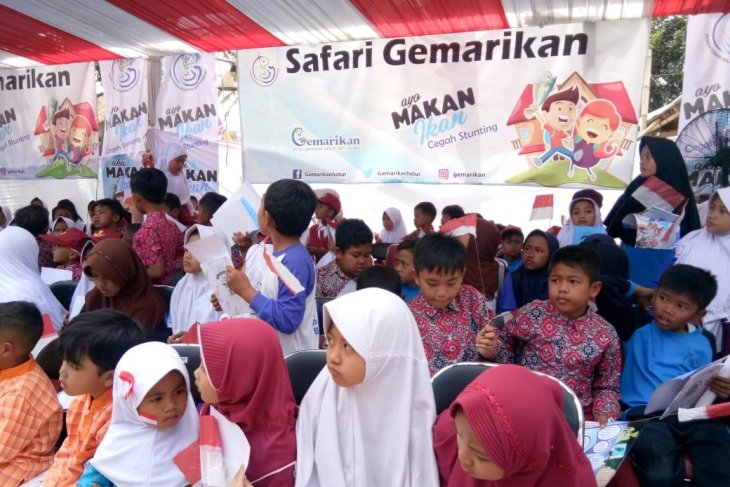 Konsumsi ikan mampu atasi