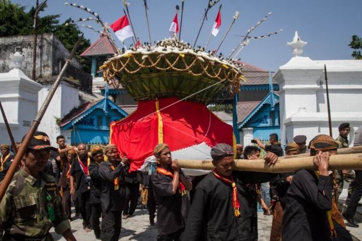 Tradisi grebeg besar Kasunanan Surakarta