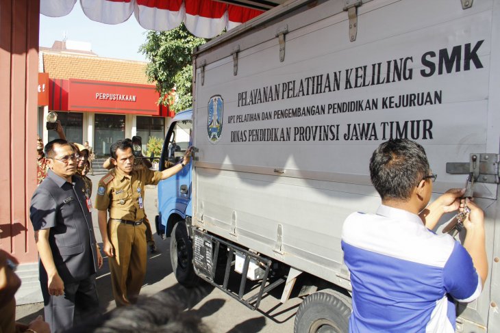  Dinas  Pendidikan  Jatim terjunkan mobil  praktik keliling 