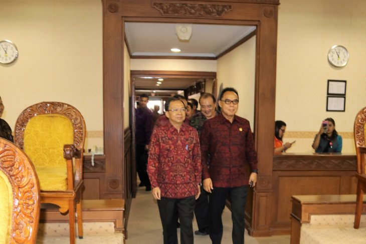 Koster tak inginkan kader lawan kotak kosong