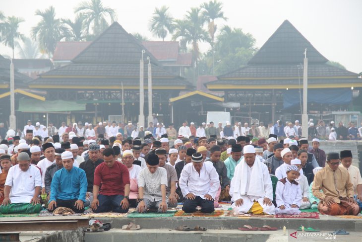 Salat Idul Adha Pontianak diselimuti Kabut Asap