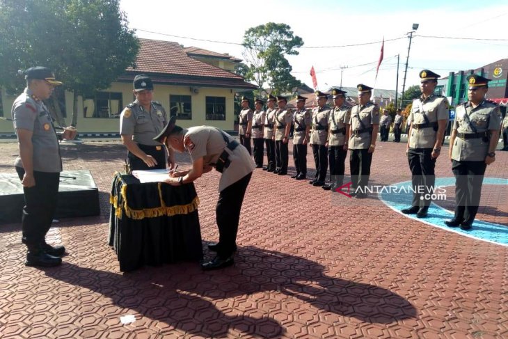 Rotasi jabatan perwira Polres Rejang Lebong untuk penyegaran