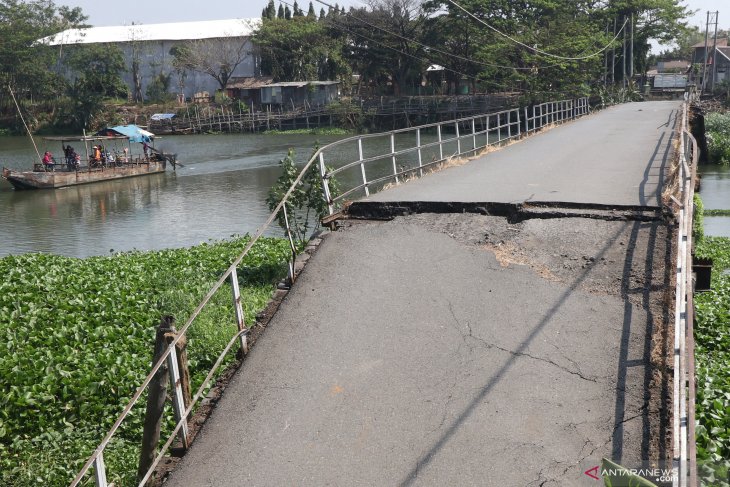 Rencana pembangunan jembatan mrican Kediri