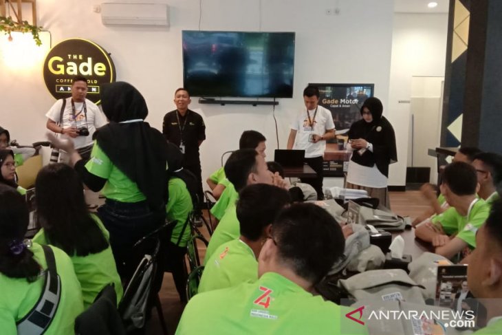 Peserta SMN asal Jakarta kunjungi Pegadaian Area Ambon