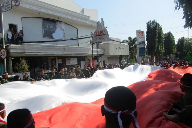 Kirab Bendera Merah Putih