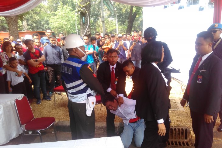Diduga mabuk, seorang pria ditangkap Paspampres di depan Istana Merdeka