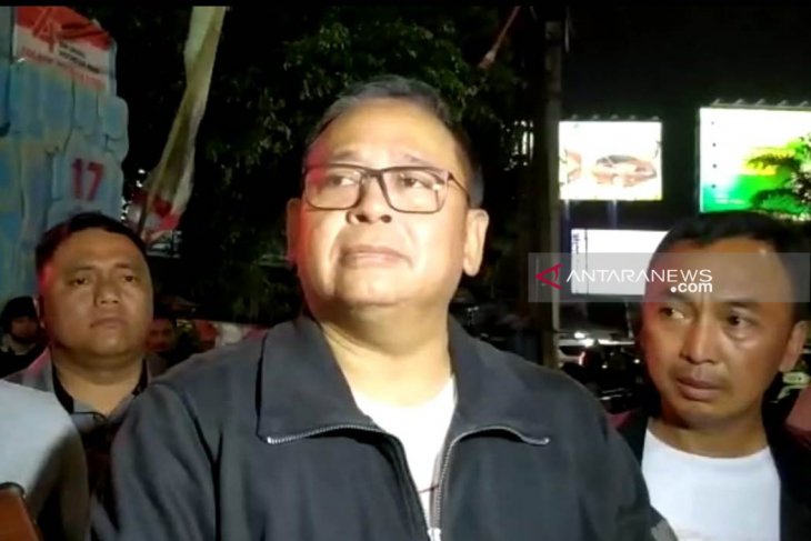 Seorang anggota polisi diserang OTD yang pura-pura melapor