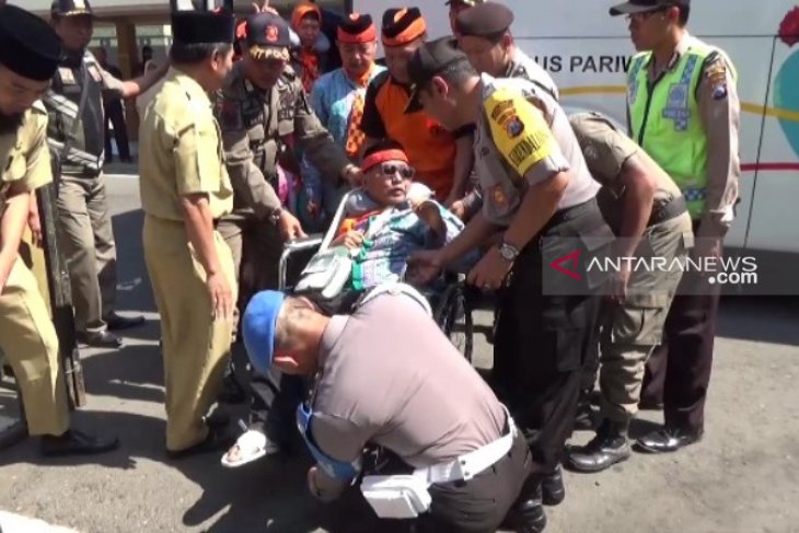 Jamaah haji Kota Madiun tiba di Tanah Air dengan utuh