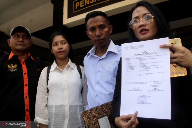 Ustad Abdul Somad resmi dilaporkan ke Polda NTT