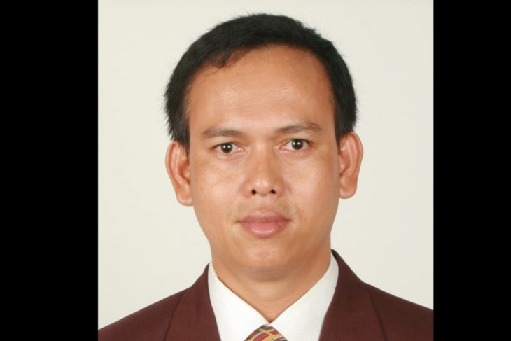 UMP Kalimantan Barat tahun 2022 ditetapkan sebesar Rp2.434.328,19