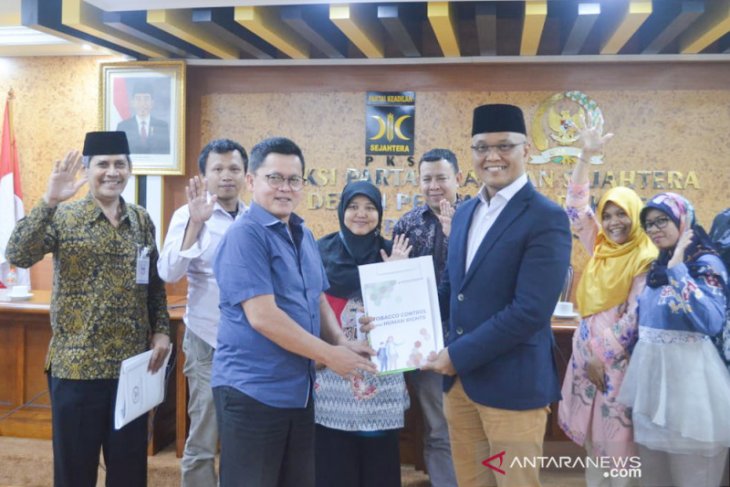 Iklan rokok dilarang di media penyiaran