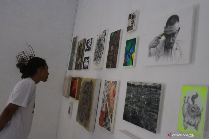 Pameran Mini Art