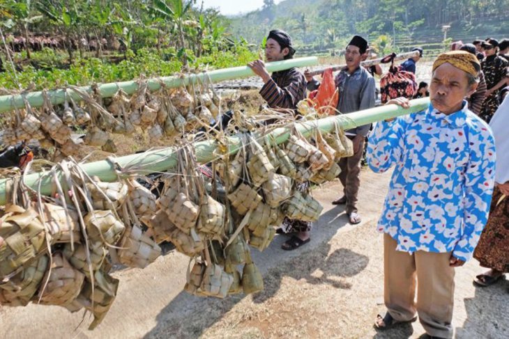 Tradisi Nyadran Sewu Kupat