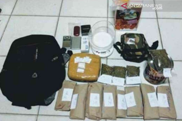 Polisi tangkap pengedar narkoba