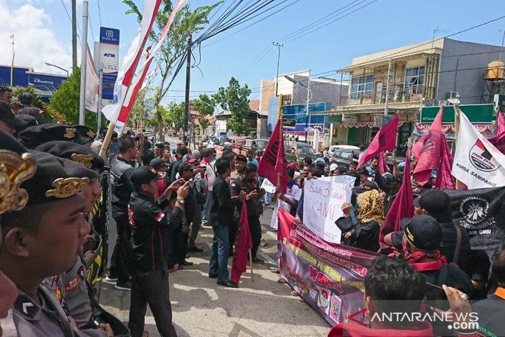 70 guru diperiksa Kejari Sampang terkait korupsi pembangunan ruang kelas
