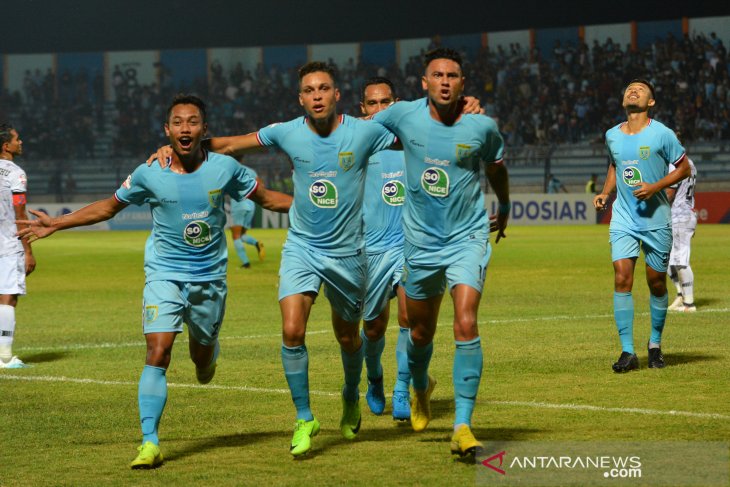 Persela kalahkan PS Tira Persikabo