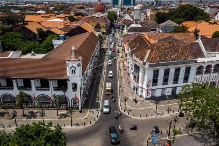 Revitalisasi kawasan kota lama Semarang