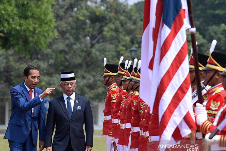 Presiden Jokowi sambut kedatangan Raja Malaysia di Istana Bogor