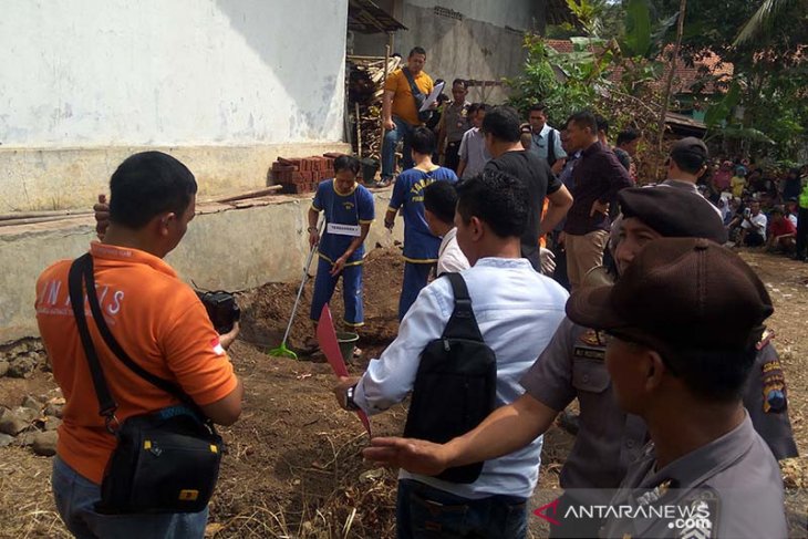 Pembunuhan satu keluarga di Banyumas, polisi ungkap fakta terbaru ...