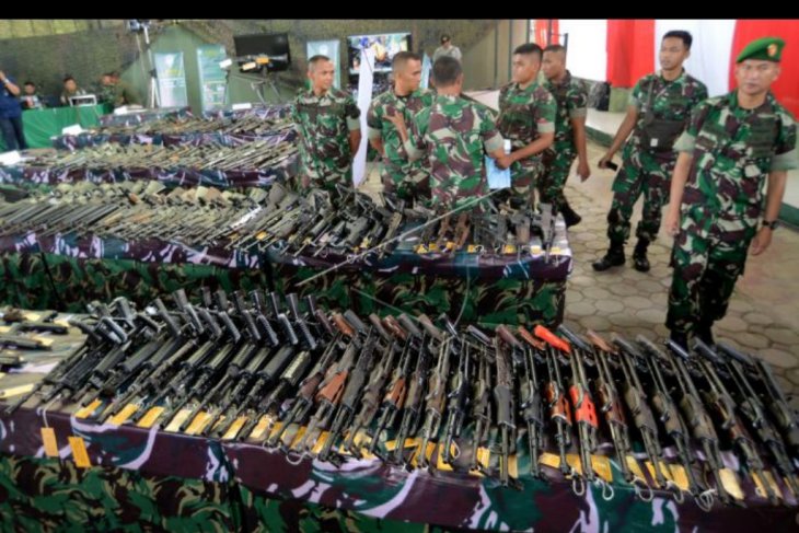 Senjata bekas konflik Aceh diserahkan warga