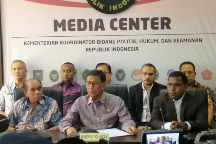 Menko Polhukam janji tarik pasukan dari Nduga bila kondusif