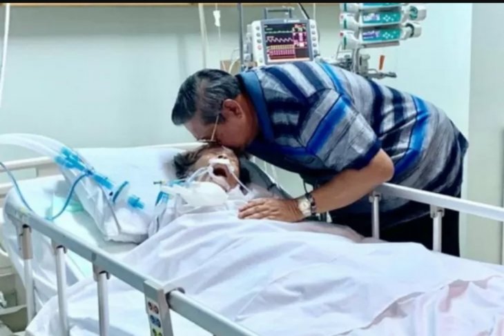 Ibunda SBY Siti Habibah wafat Jumat malam