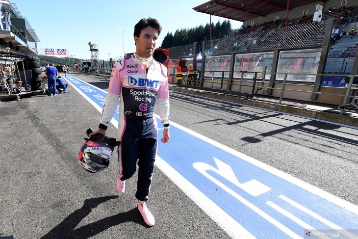 Pebalap tim Racing Point Perez tunggu hasil tes COVID-19 untuk bisa balapan di Silverstone