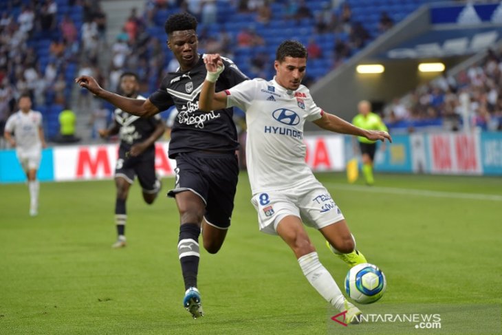 Sepuluh pemain Lyon ditahan imbang Bordeaux