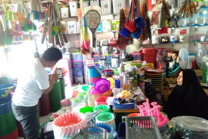 Grebeg Pasar UMKM Go Online di Makassar