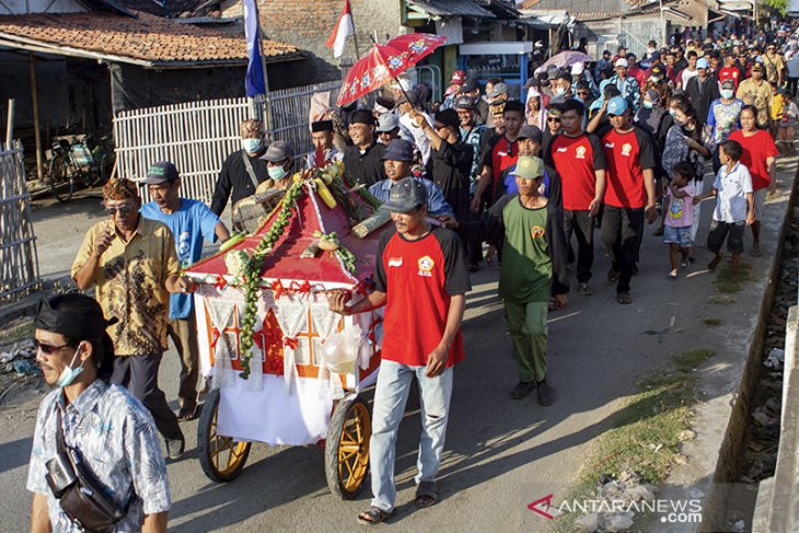 Tradisi Hajat Bumi Di Pesisir Karawang