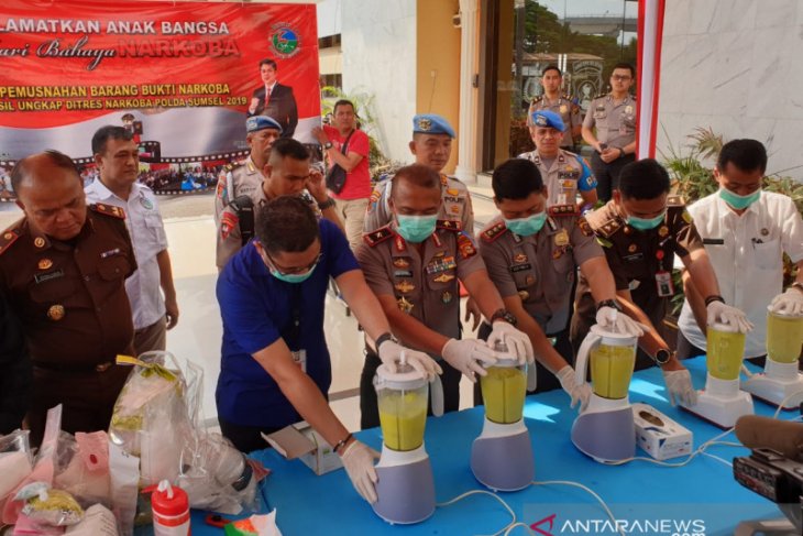 Barang bukti sabu 31,8 kg dimusnahkan Polda Sumsel