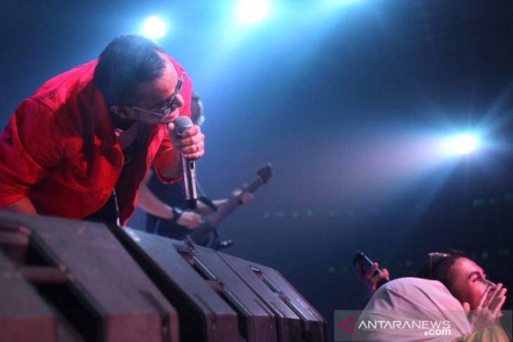 Judika Hibur Pengunjung Nashville Pub&Cafe