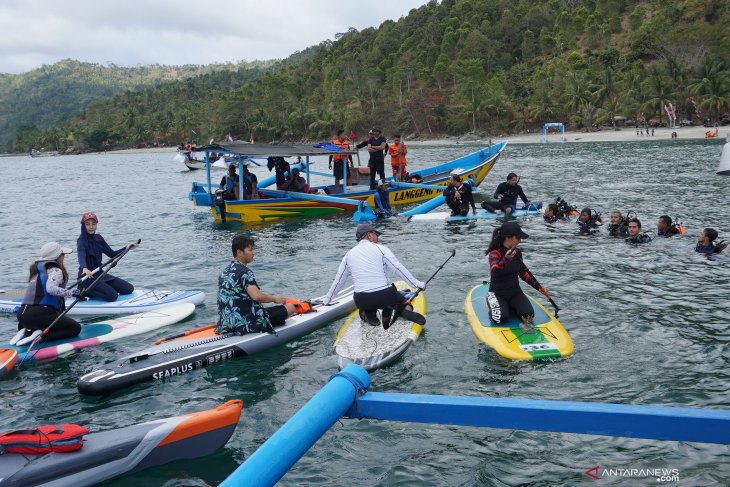 Penanaman terumbu karang BPJS Ketenagakerjaan