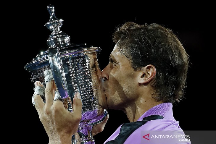 Nadal raih gelar Grand Slam ke-19 di US Open dekati rekor Federer
