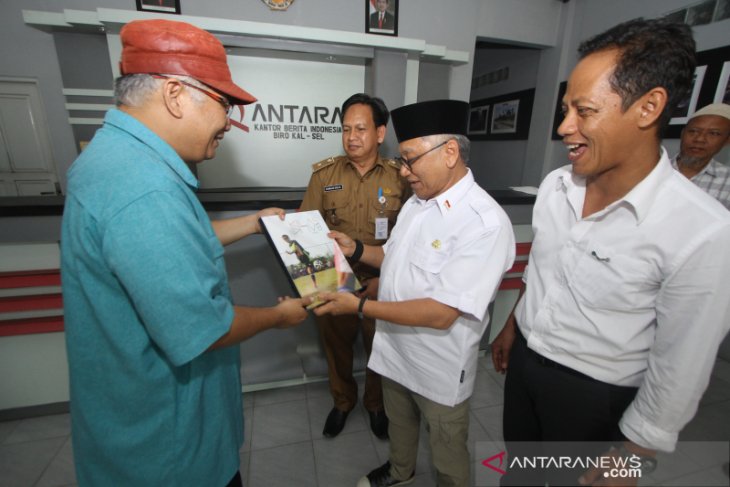 Kunjungan Sekdaprov Kalsel Ke Kantor Biro Antara Kalsel