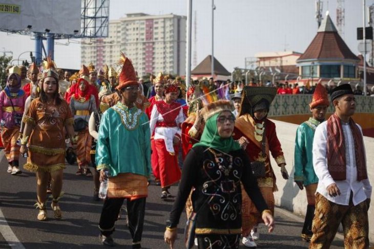 Karnaval kebangsaan memperingati Hari Olahraga Nasional
