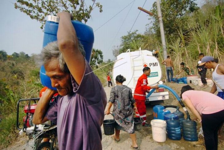 Bantuan air bersih