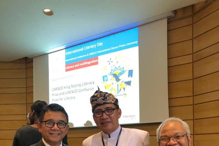 BASABali dapat penghargaan literasi dunia