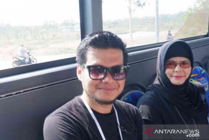 Iwan Fals gelar konser di Stadion Wibawa Mukti, tiket diburu masyarakat
