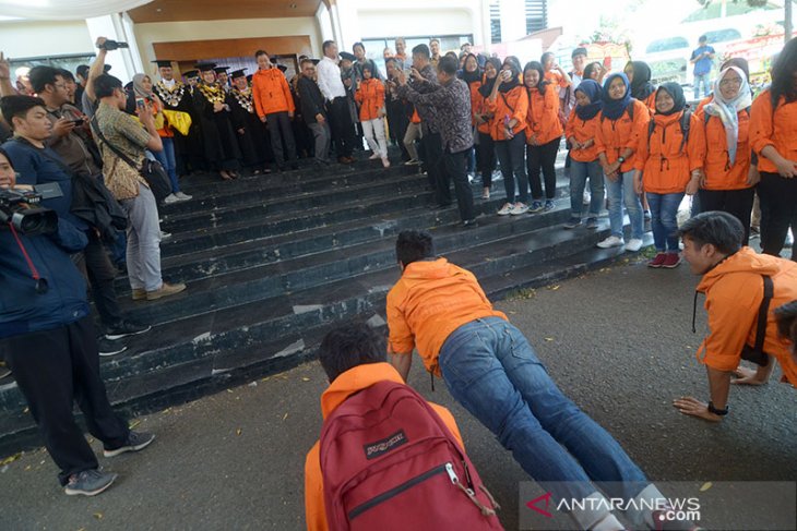 Kuliah Umum Menteri ESDM