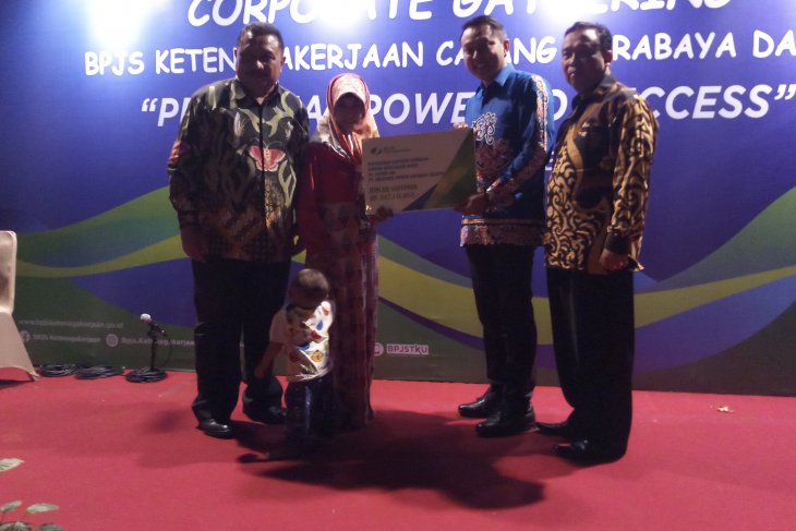 BPJS Ketenagakerjaan Darmo dorong perusahaan bayar tepat waktu