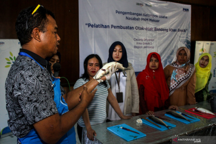 Pengembangan kelompok usaha nasabah PNM Mekaar