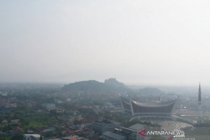 BMKG jelaskan penyebab suhu dingin di Kota Padang