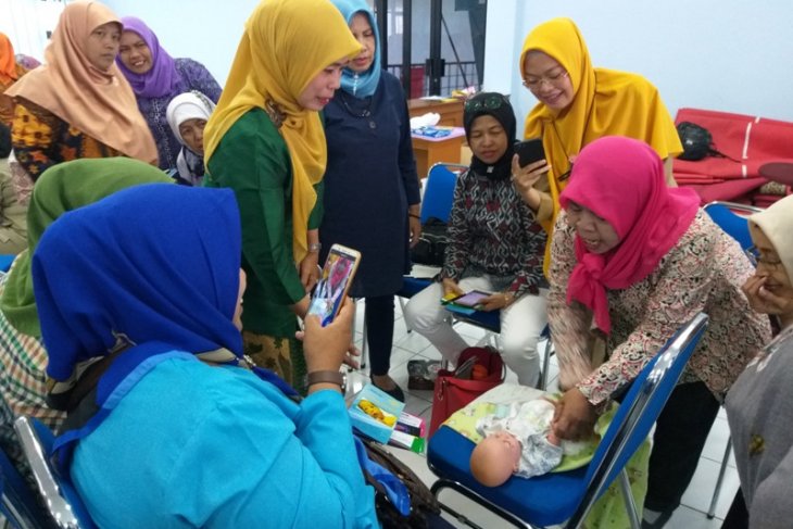 Bayi kuning, FKUI-RSCM latih tenaga kesehatan cara deteksi dini