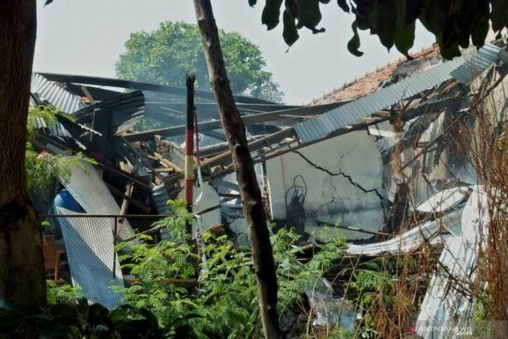 Gudang bahan peledak Brimob meledak