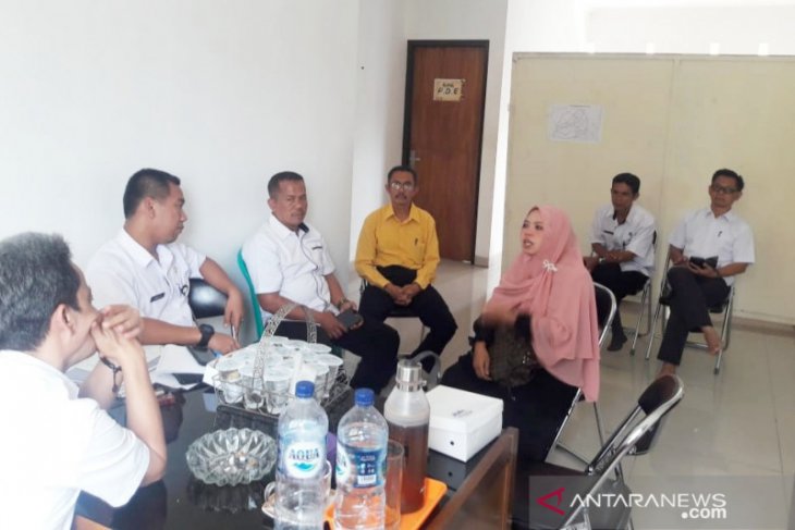 Viral siswa belajar di tenda, ini surat pernyataan kepala sekolah