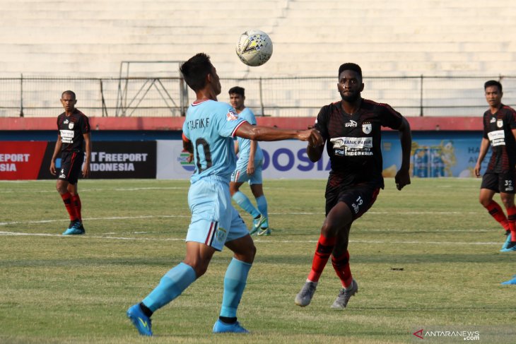 Persipura menang lawan Persela Lamongan