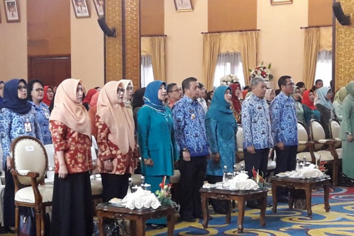 Wagub Ingatkan Pentingnya Komitmen dan Pemahaman Berkeluarga